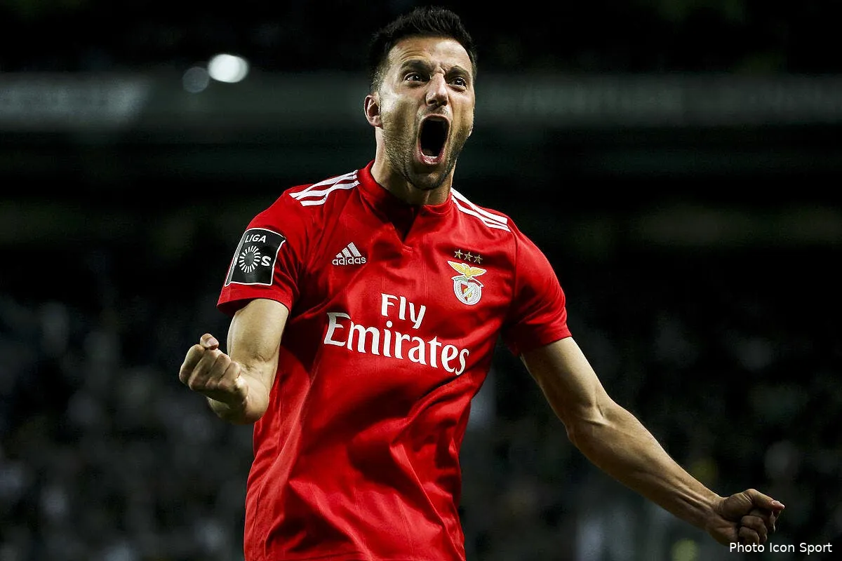 ol lyon sur une etonnante piste pour son mercato d ete icon glo 030219 08 26247845