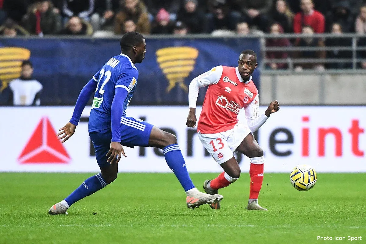 ol lyon tatonne l angleterre fonce sur cette cible a 5 me icon dib 070120 12 72276253