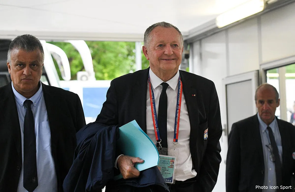 ol lyon va mal a cause d aulas le pamphlet muscle de riolo iconsport icon boz 120518 45 70219453