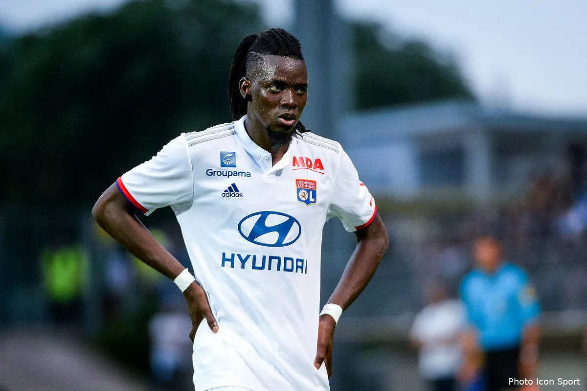 ol lyon veut le vendre il a 9 heures pour vider son casier icon bap 200719 93 170260847