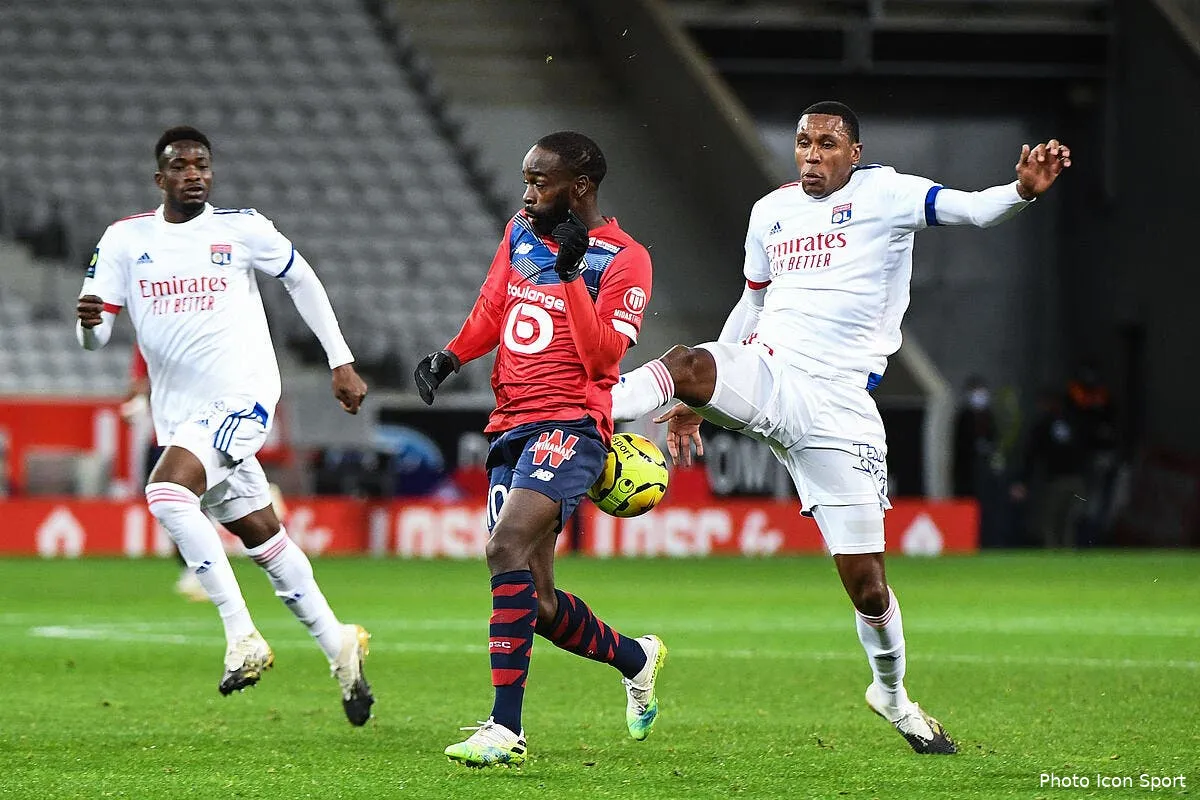 ol marcelo depay l arbitrage anti lyon fait scandale icon dib 011120 12 61298287