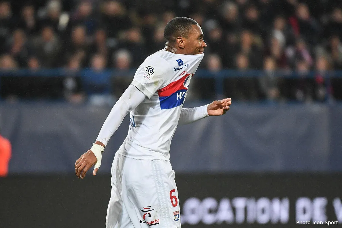 ol marcelo morel la defense qui plombe l ol en l1 icon dib 031217 10 04209793