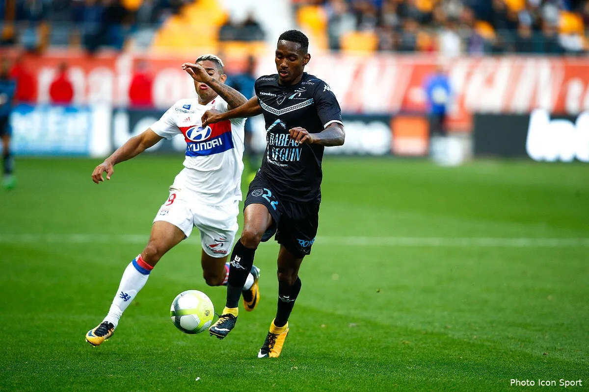 ol mariano diaz trop perso domenech fonce dans le tas iconsport icon dyg 221017 01 01197331