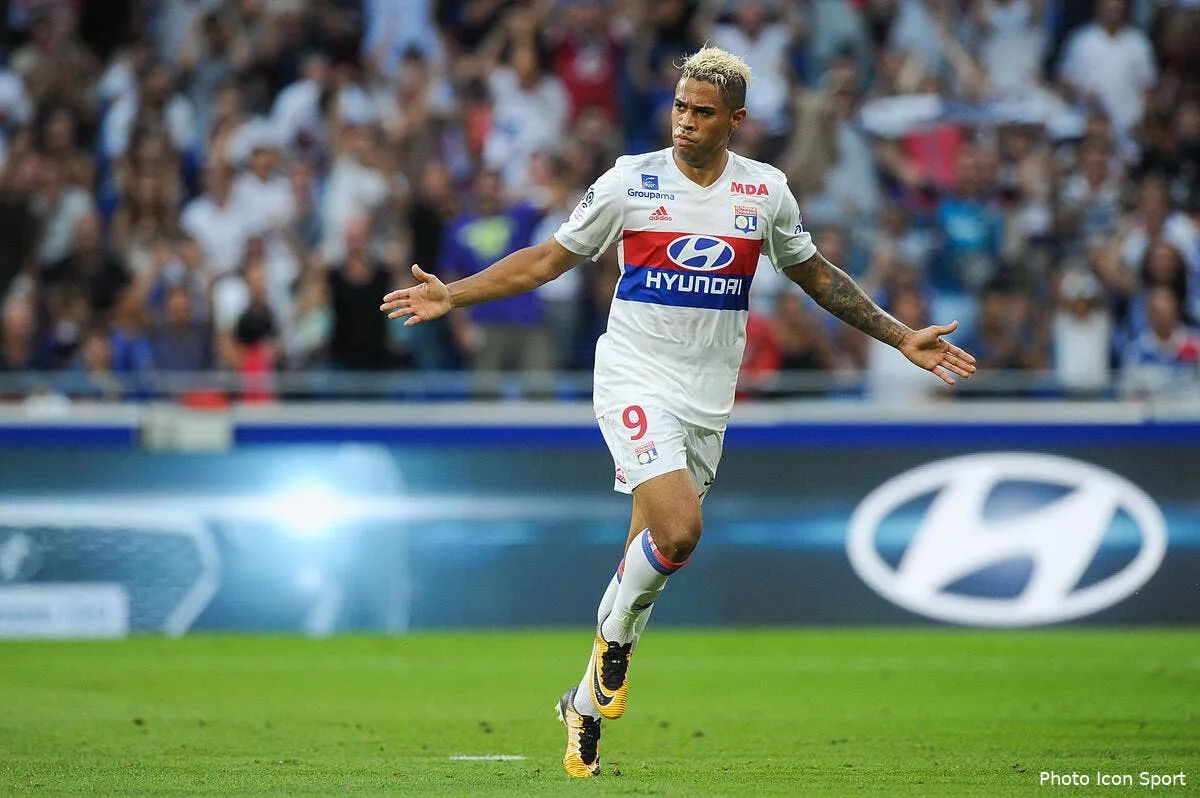 ol mariano fait deja peur aux defenseurs iconsport icon fer 050817 10 10188661