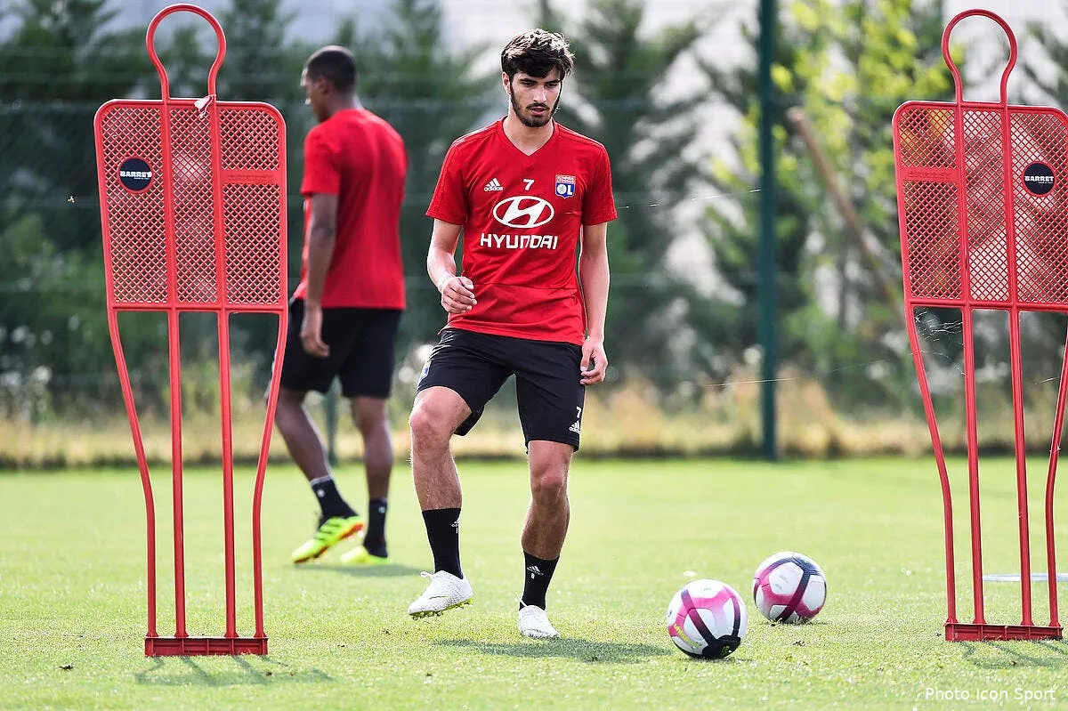 ol martin terrier va realiser un reve de gosse a lyon iconsport icon laf 030718 12 35223913