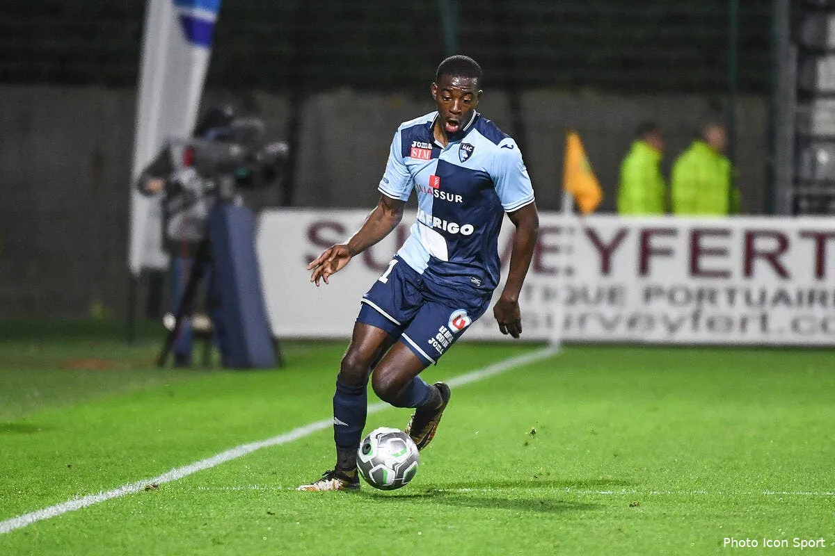 ol mateta vendu 20me a l asse jm aulas ne refuse pas iconsport icon dib 271017 100 81212129