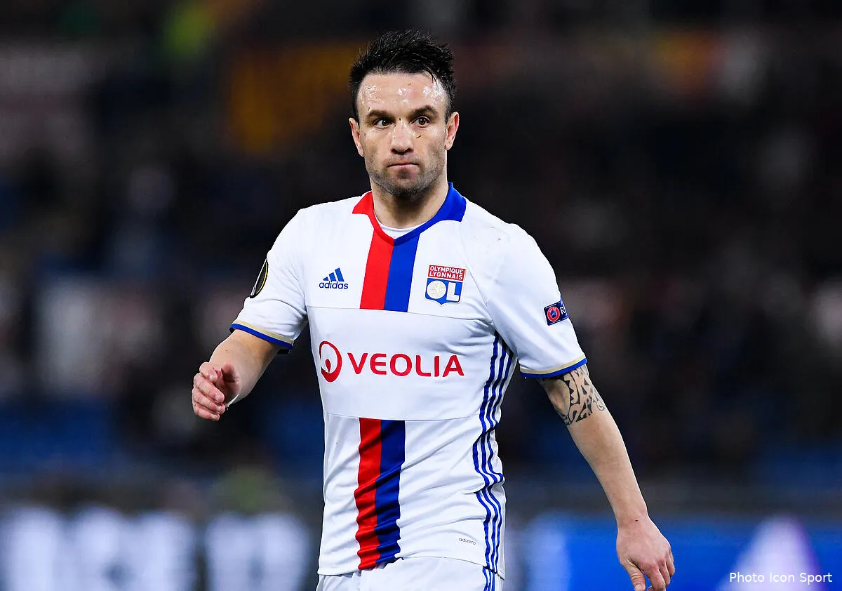 ol mathieu valbuena c est le gars sur de lyon admet genesio iconsport liv 160317 08 18174506