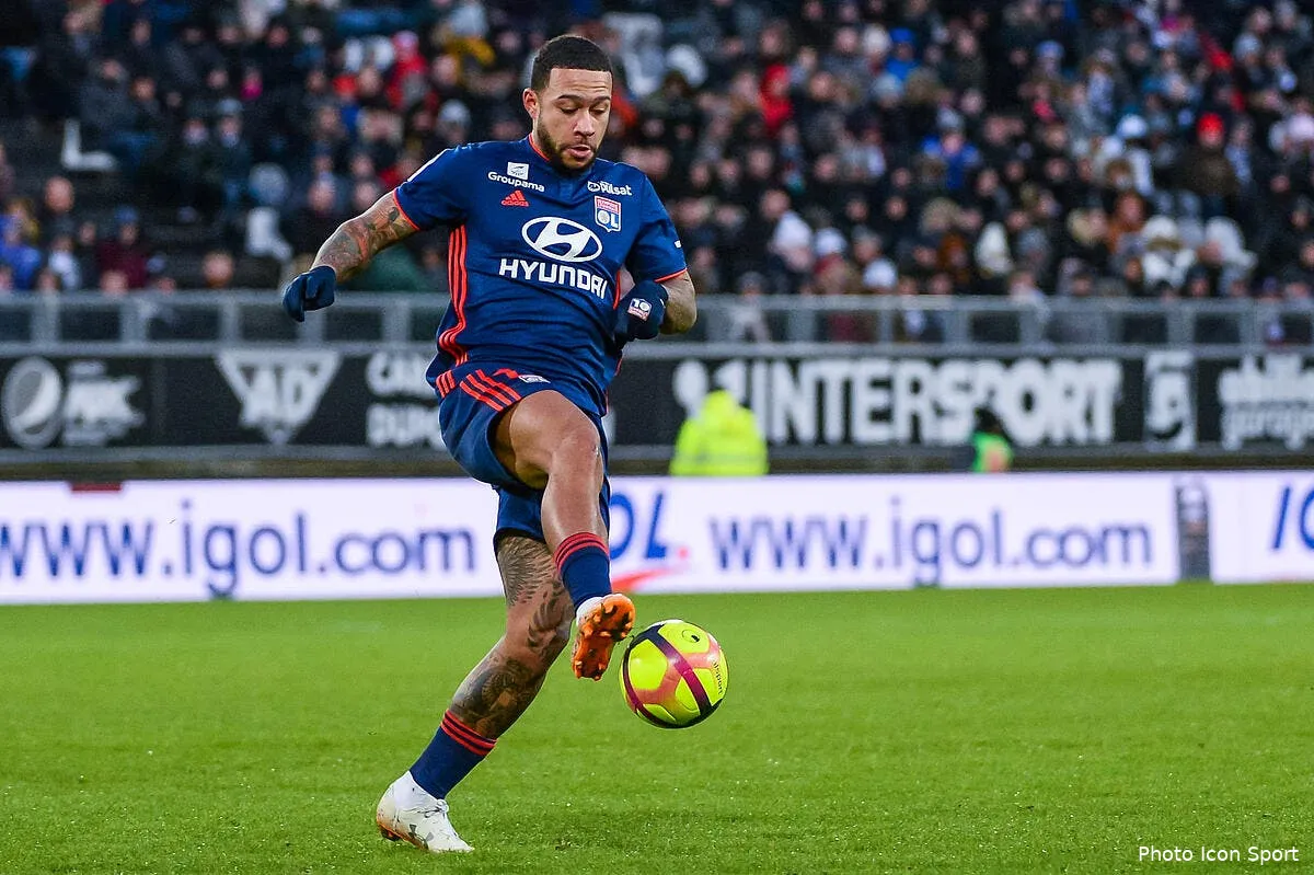 ol moscato trouve des excuses au dingo de memphis depay icon bap 270119 93 134243397