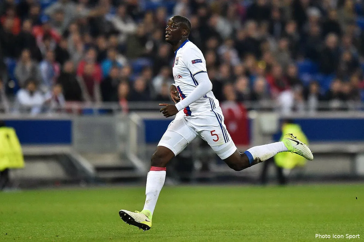 ol mouctar diakhaby habille pour l hiver par les critiques iconsport laf 140317 11 10178274