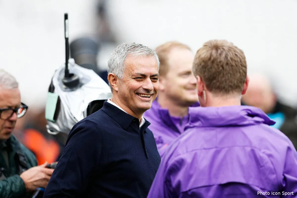 ol mourinho entraineur de lyon il rigole encore icon ap 12190354273117