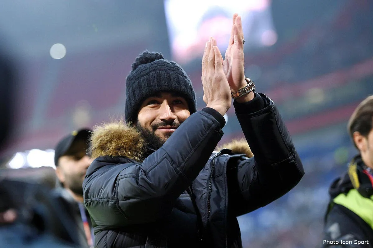 ol nabil fekir a kiffe le bel hommage du public iconsport icon dim 191117 05 24200287