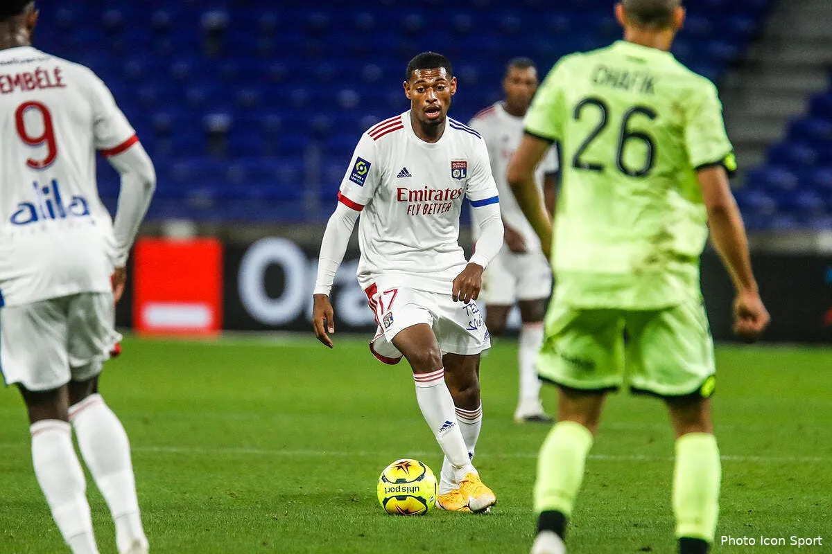 ol nice debarque pour reine adelaide un transfert a l arrache icon 25i5760 copie296039