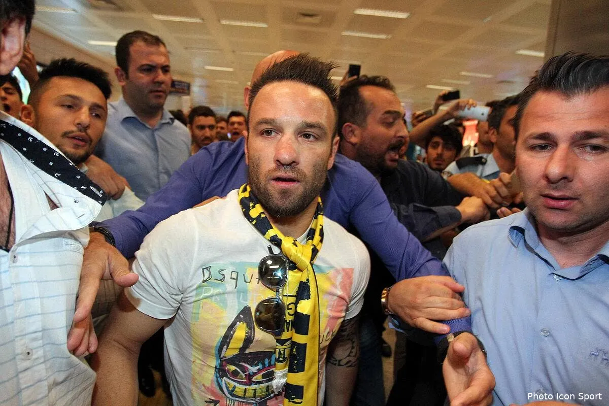 ol non valbuena n est pas parti de lyon fache avec tout le monde iconsport icon ses 120617 05 11183065