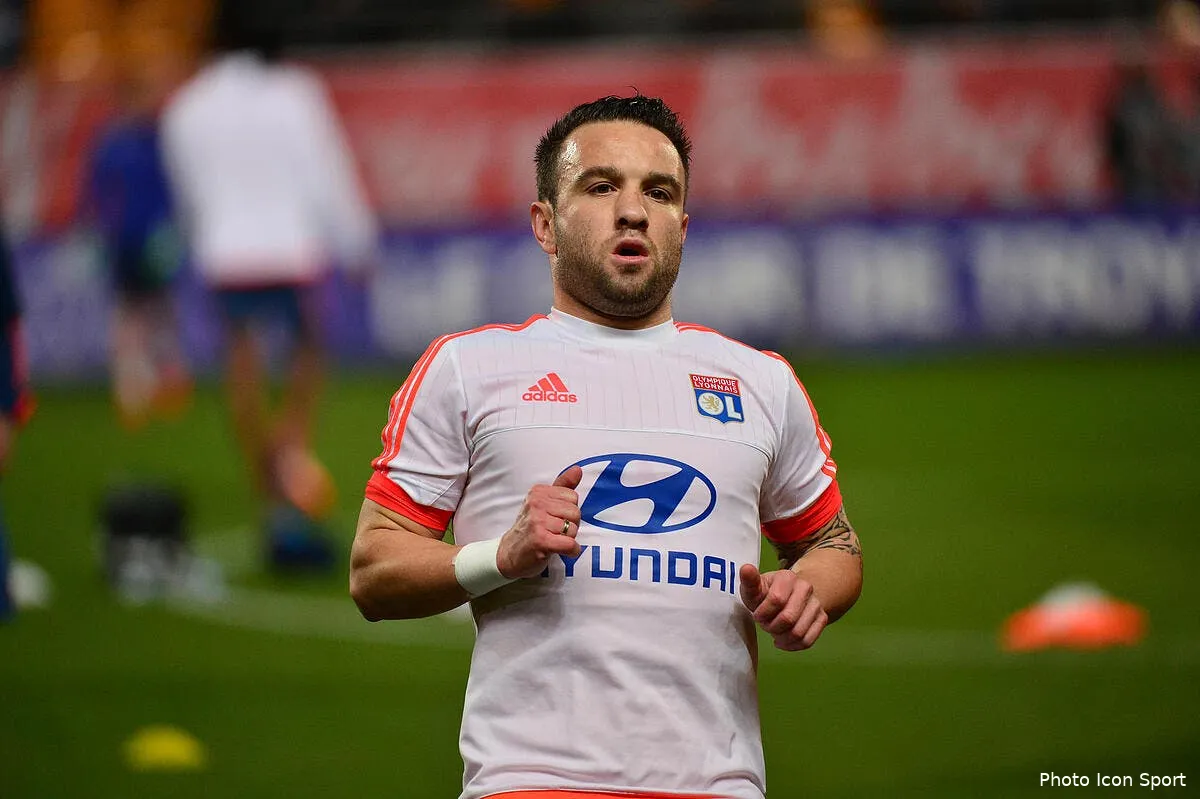 ol pascal praud effare par la naivete de valbuena valbuena 31141216