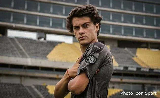 ol pellistri lache 1 3 me il s arrache pour signer a lyon ol facundo pellistri arrive jeudi a lyon facundo pellistri pexarol jpg 839753099 295335295581