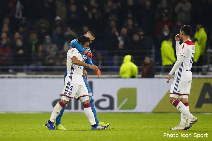 ol pierre menes crie au fou contre rafael et demande une grosse sanction iconsport icon bia 231118 08 23237081