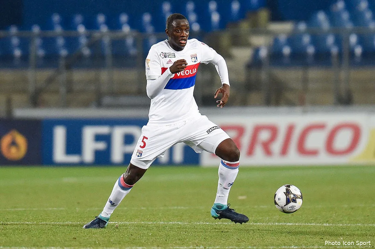 ol pierre menes detruit la magouille de l ol et diakhaby iconsport icon dim 131217 45 34218689