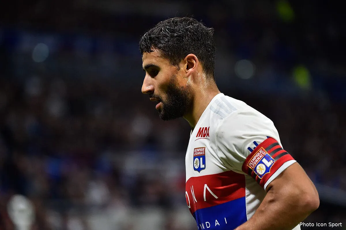 ol pierre menes exige nabil fekir en equipe de france iconsport icon laf 131017 01 01196477
