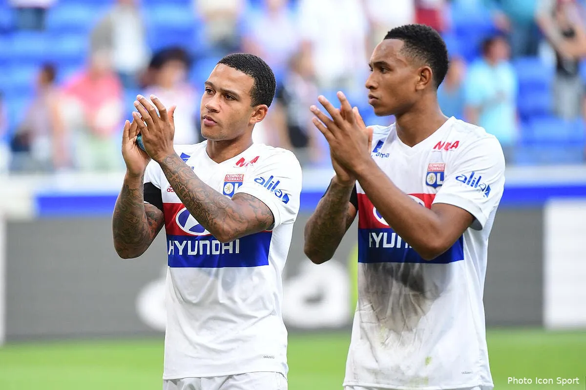 ol pourquoi genesio persiste avec l agacant memphis depay depay 11190685