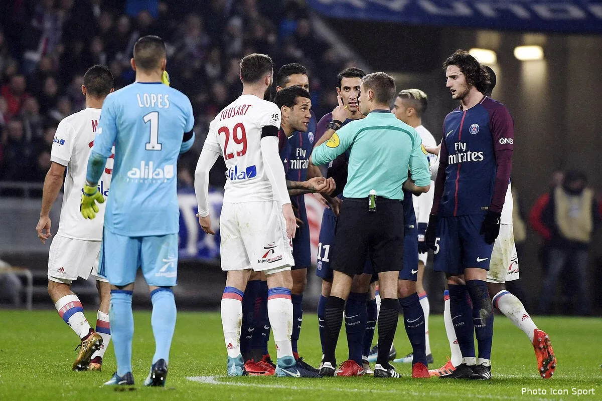 ol psg aulas felicite m turpin pour son arbitrage iconsport icon laf 210118 93 36207423