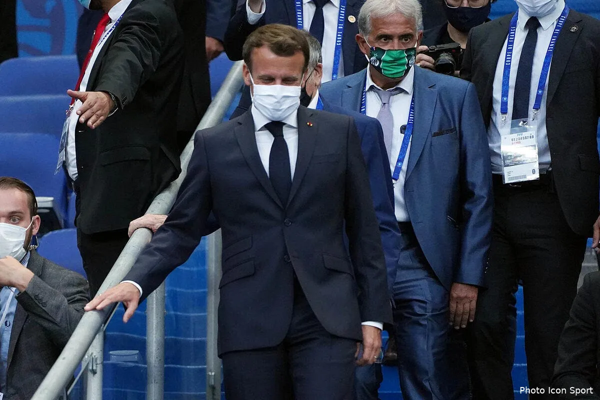 ol psg macron se regale c est un peu facile icon sm202200291793