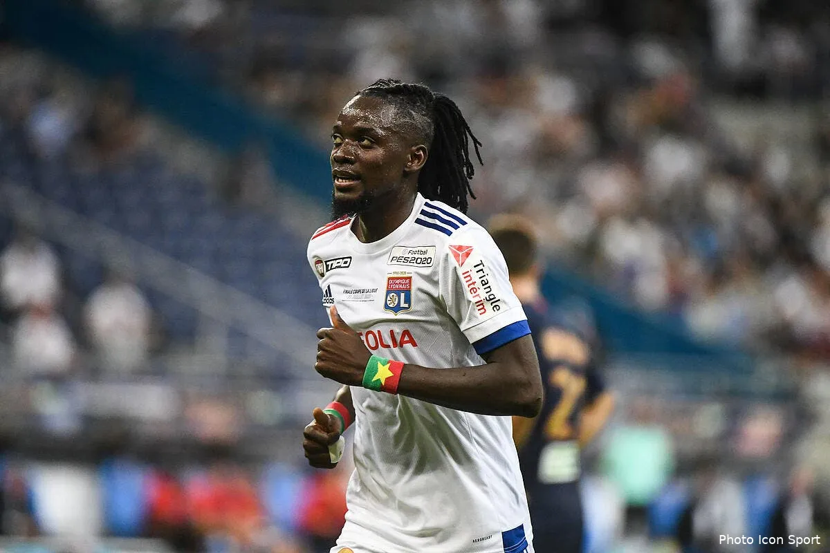 ol quatre clubs sur bertrand traore c est la folie icon dib 310720 12 75291409