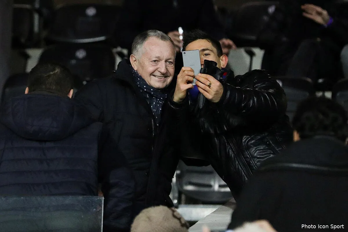 ol recruter un stephanois aulas attend le verdict de twitter icon blo 201217 45 43285263