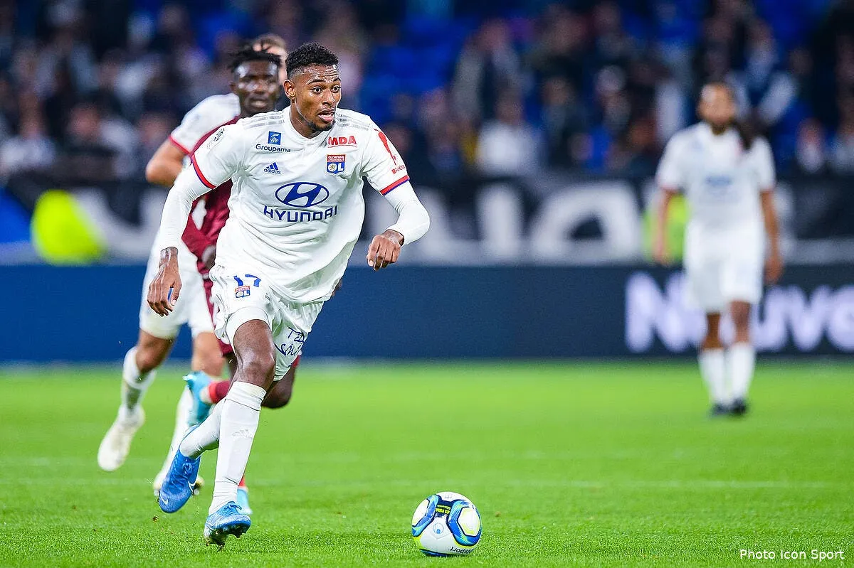 ol reine adelaide devore par les cadors du vestiaire lyonnais icon bap 261019 93 212270229