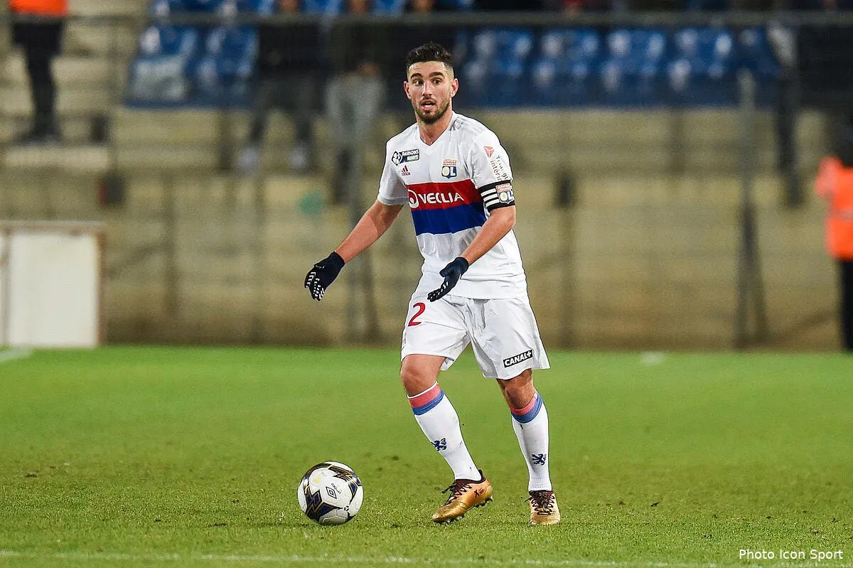 ol rennes craque sur un remplacant lyonnais au mercato iconsport icon dim 131217 45 33204249