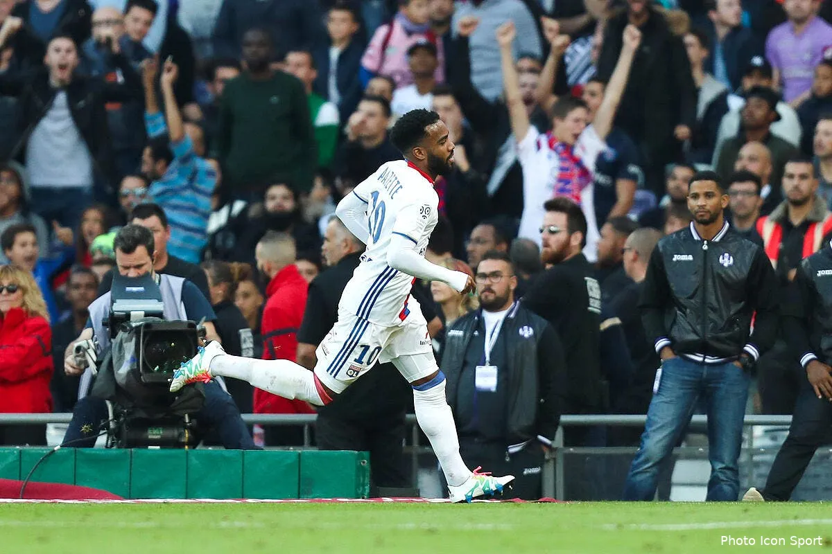 ol riolo ne crache pas trop sur cet ol la iconsport blo 291016 03 26159596