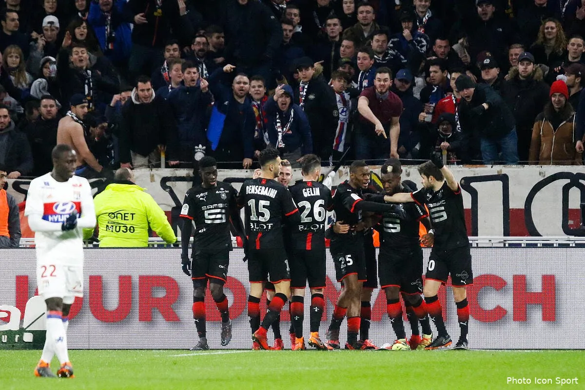 ol srfc quel penalty lamouchi en rajoute a mort iconsport icon bia 110218 01 03209769