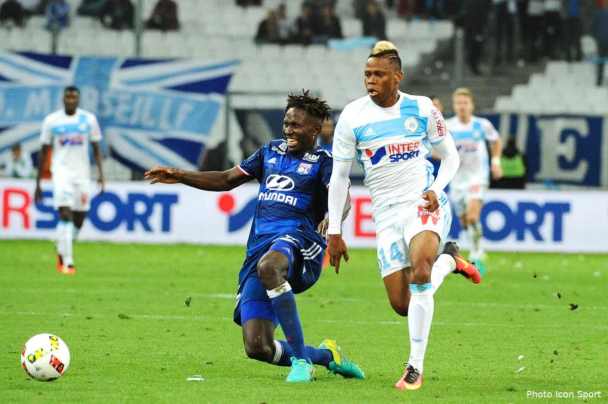 ol suspendu mapou yanga mbiwa va louper le derby iconsport val 180916 02 01155496