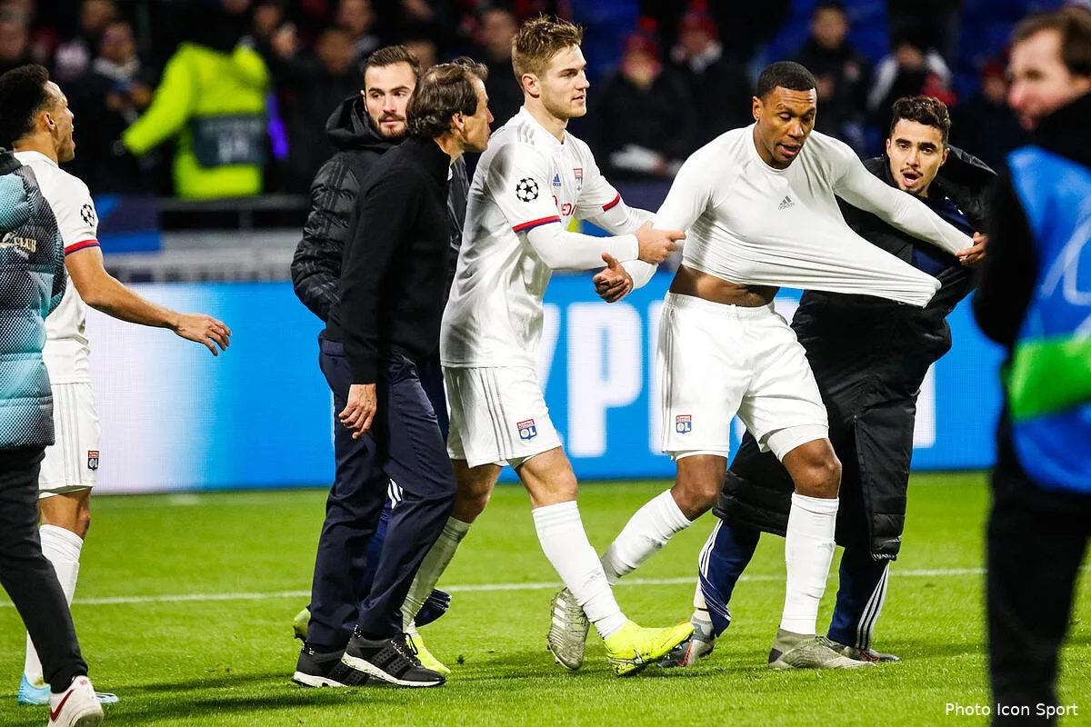 ol tatiana guedes en feu elle humilie anthony lopes icon bia 101219 02 23272485