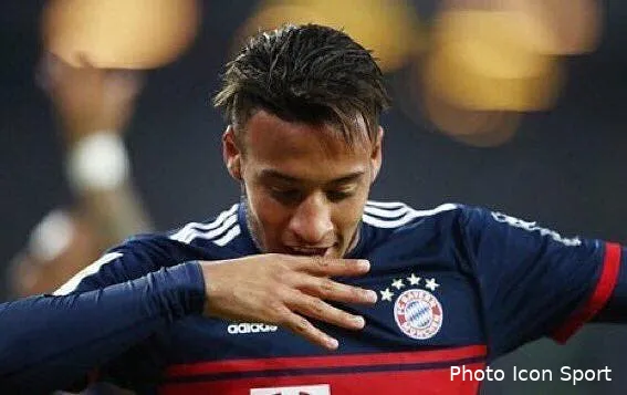 ol tolisso lui rend hommage au bayern lacazette apprecie dmrwp4lw0aavpa6197199