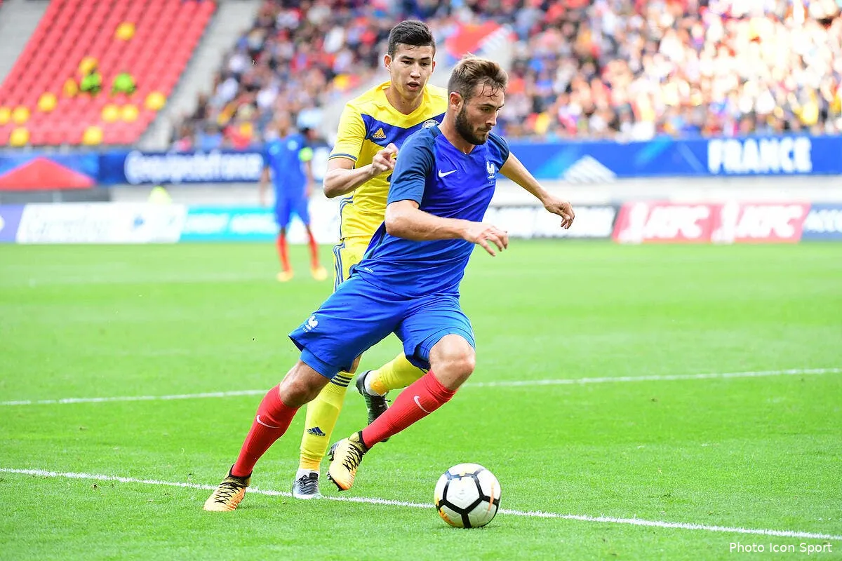 ol tousart se rapproche de la selection confirme deschamps tousart 5198471