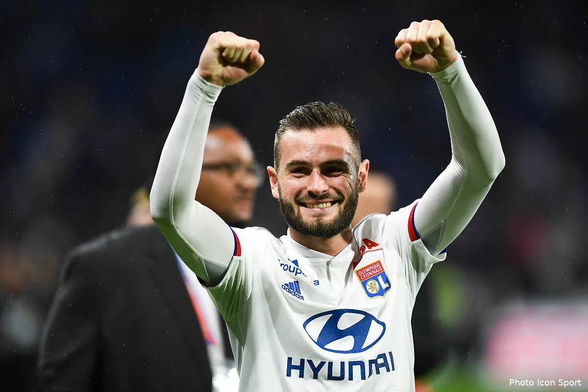 ol tousart toujours plus proche d un depart de lyon icon dim 180519 92 50 2256749