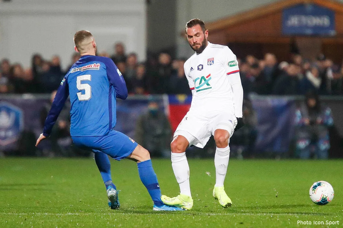 ol tousart vaut 30 me lyon est inflexible au mercato icon 25i9370 copie275441