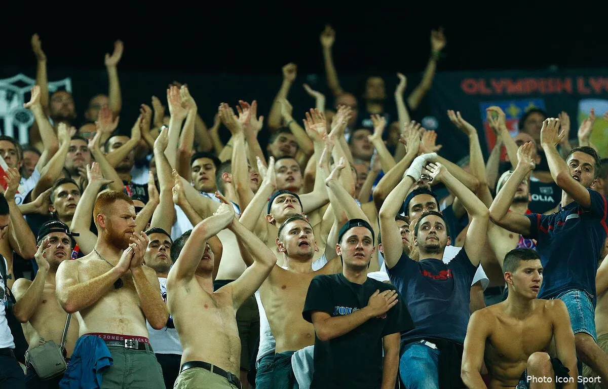 ol traquenard a seville l incroyable recit d un supporter lyonnais iconsport mar 270916 01 01156440