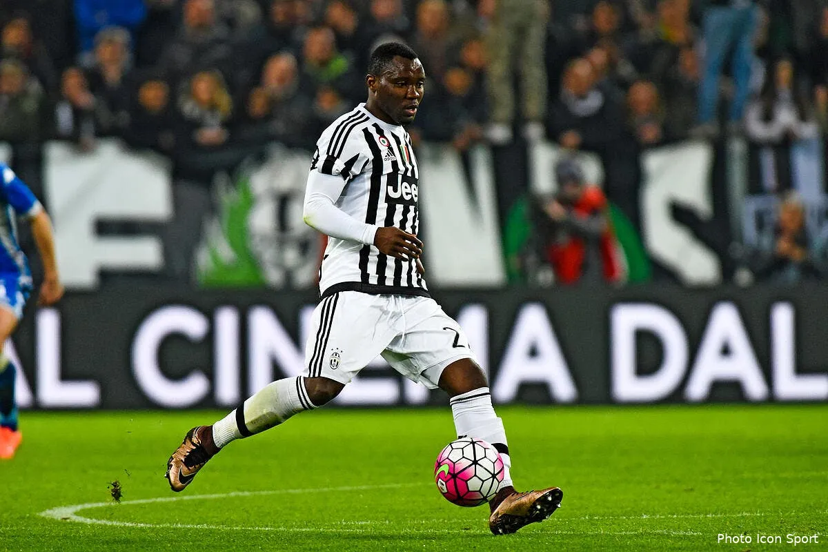 ol un joueur de la juventus pourrait signer a lyon iconsport ipp 130316 08 47146510