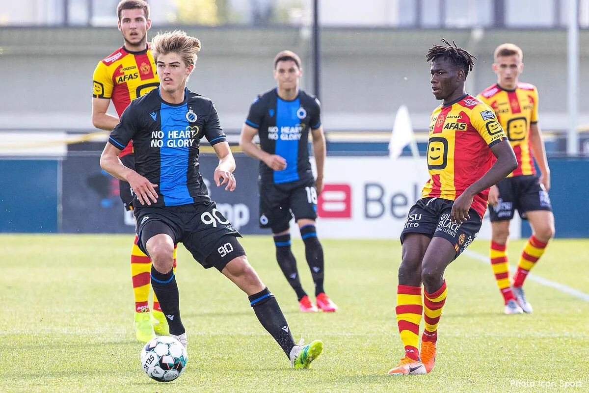 ol un lateral cible lyon se frotte a manchester city icon belgaimage 165984591289763