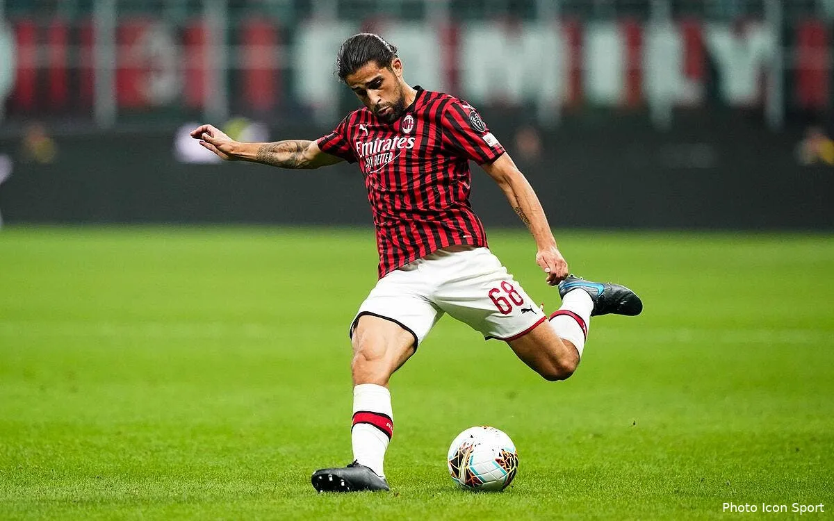 ol un lateral pour 5 5 me lyon lance l assaut final icon lp 10343530274823