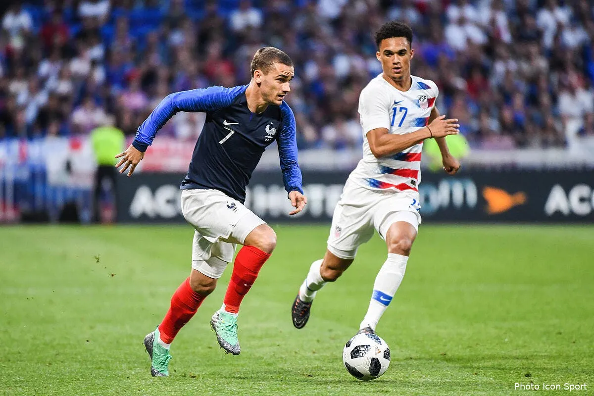 ol un panic buy en defense pour lyon icon dib 090618 10 15276957