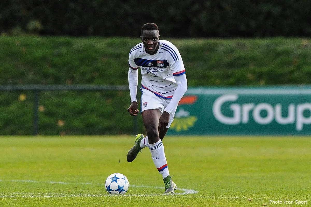 ol une autre pepite en partance iconsport jpt 041115 100 36145992