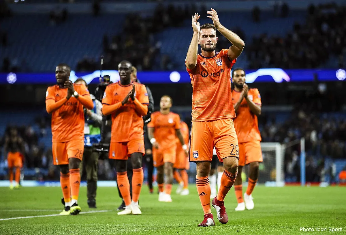 ol une belle compensation pour les supporters floues contre donetsk iconsport icon 38637996231711