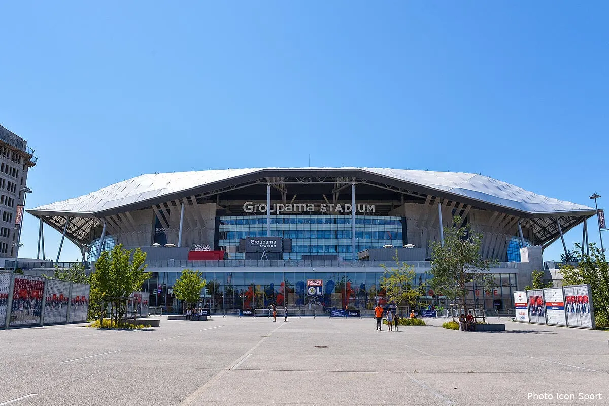 ol une lieu de priere au groupama stadium pour les footballeurs et les artistes iconsport icon bap 120818 93 01233071