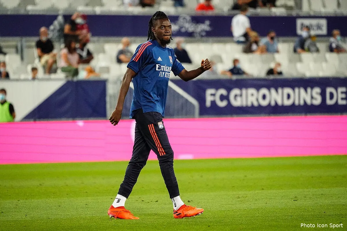 ol une nouvelle offre pour traore lyon ferme la porte icon 200911p027291294005