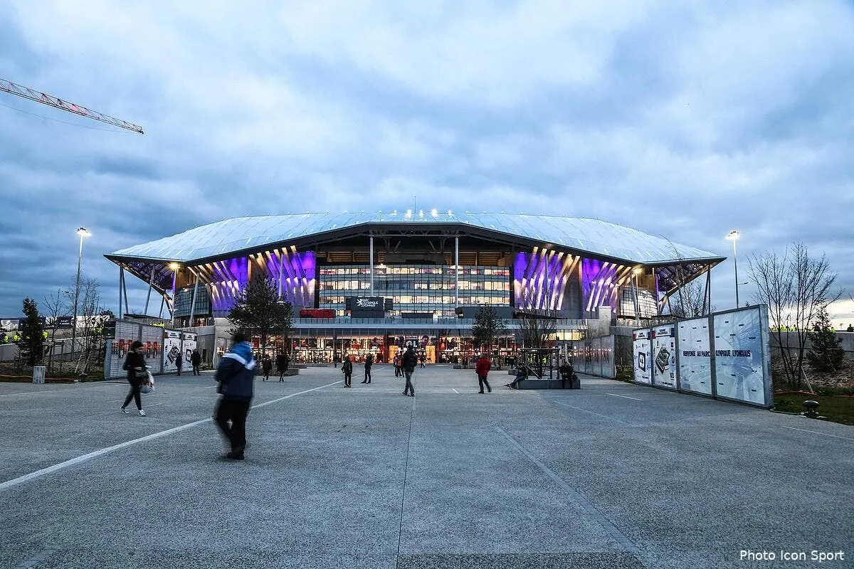 ol une nouvelle recrue presentee ce jeudi apres midi iconsport dib 090317 10 224184761