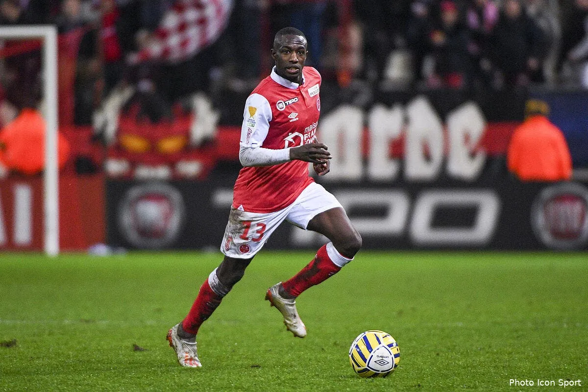 ol une offre pour kamara lyon mis sous pression icon alc 171219 45 71274395