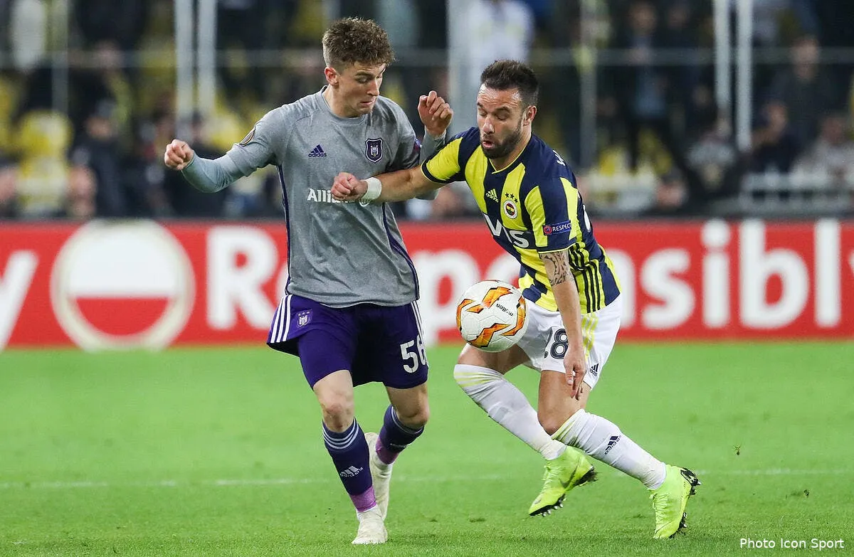 ol une pioche a un poste inattendu au mercato icon bel 081118 45 02240135