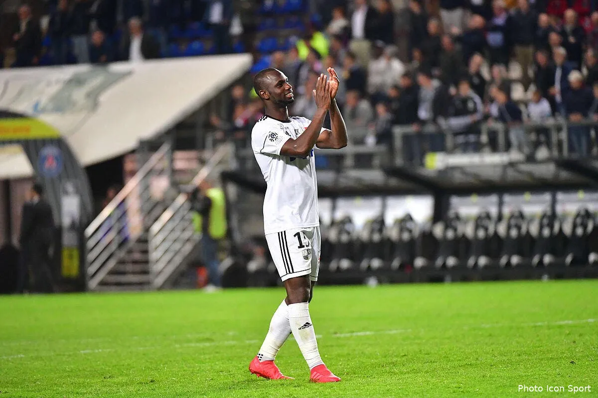 ol une piste surprise en attaque etudiee au mercato iconsport icon win 040518 01 49009219635